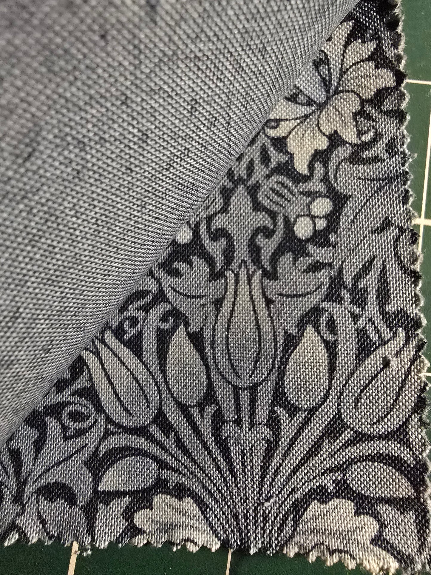 Moda The Morris Apprentice by Barbara Brackman Layer Cake Cotton Quilt Pack. RARE Out of Print