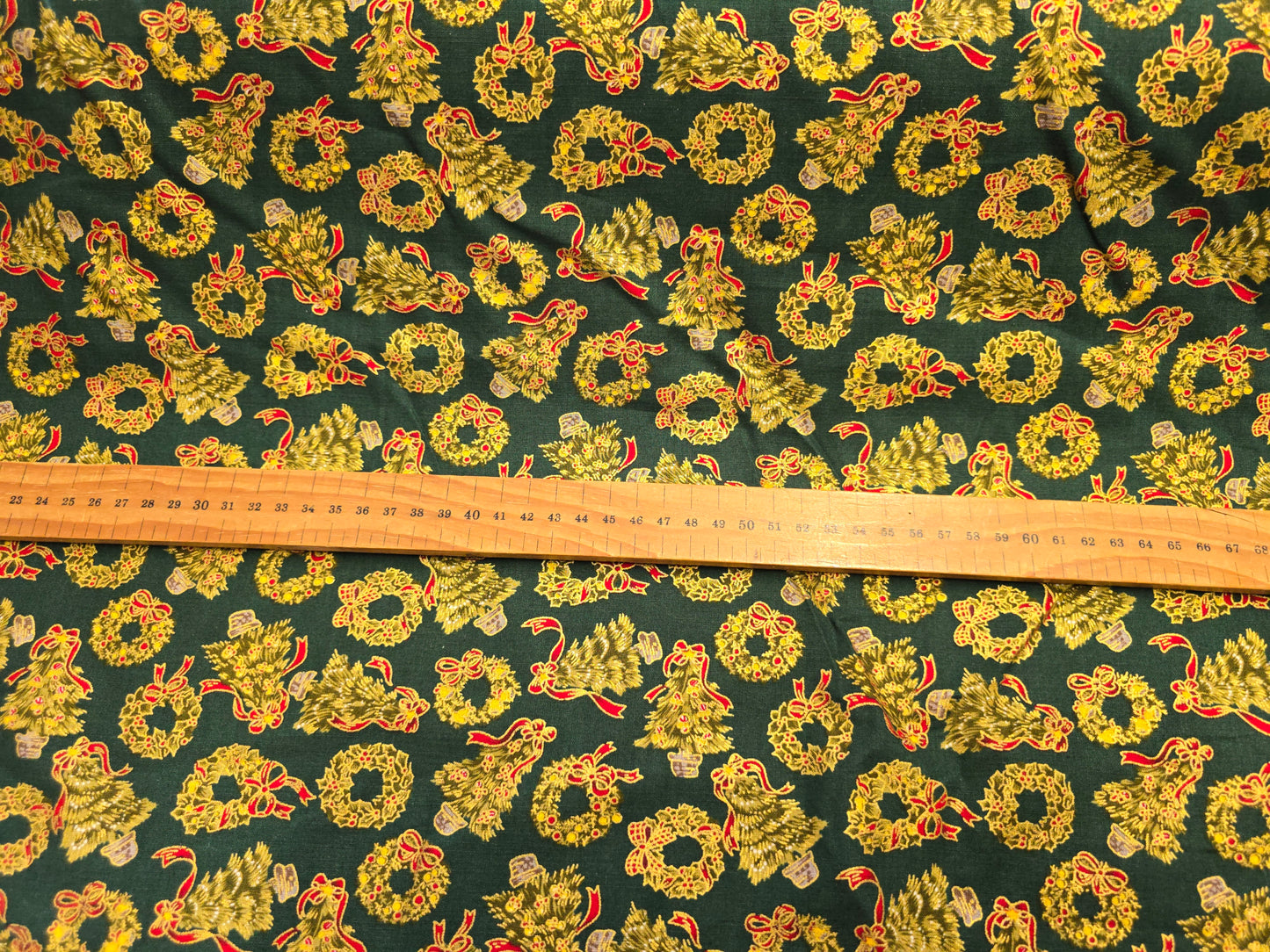 Christmas Cotton 135cm Trees and Wreaths