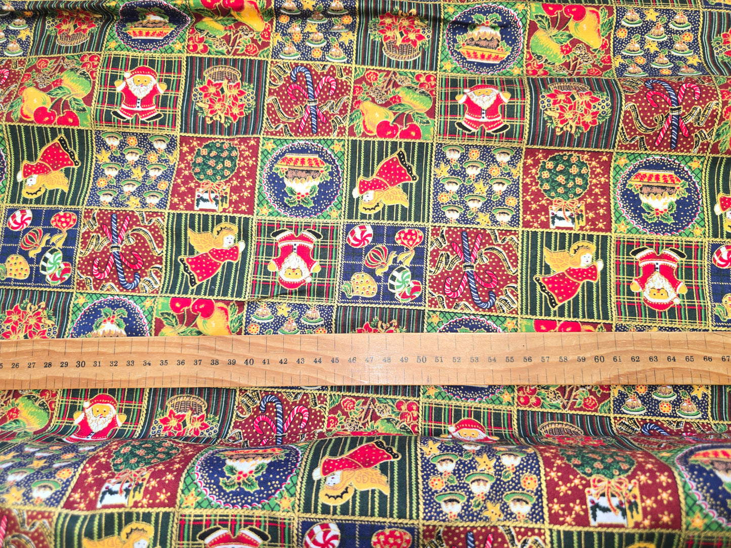 Christmas Cotton 135cm Decor in Squares