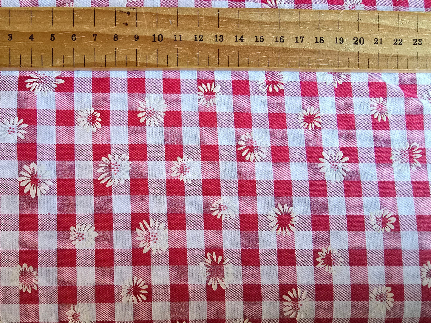 Polycotton Gingham Flower Red 8mm Cotton Rich!