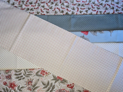 100% COTTON 6 FABRIC FAT QUARTER BUNDLE & NEEDLES TAPE GUTTERMANN THREAD!! GIFT